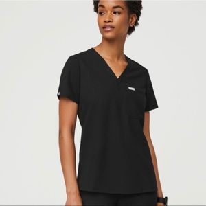 Wear Figs Catarina™ One-Pocket Scrub Top